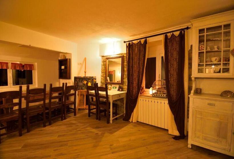 复式房间, Il Borgo Del Castello