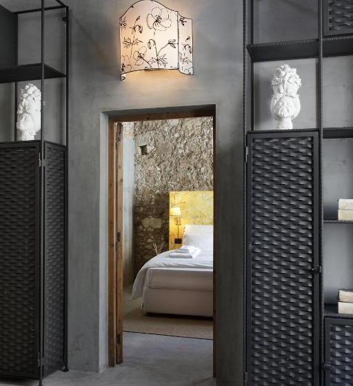 اتاق لوکس با تخت بزرگ, Isonzo Suites