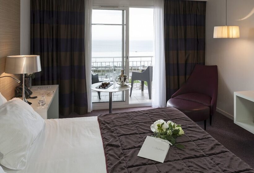 اتاق لوکس با چشم‌انداز دریا, Spa Marin Du Val Andre Thalasso Resort