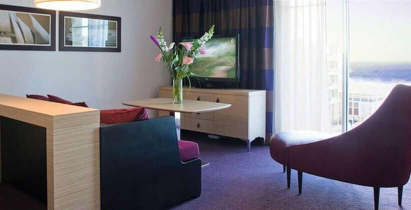 سوییت با چشم‌انداز دریا, Spa Marin Du Val Andre Thalasso Resort