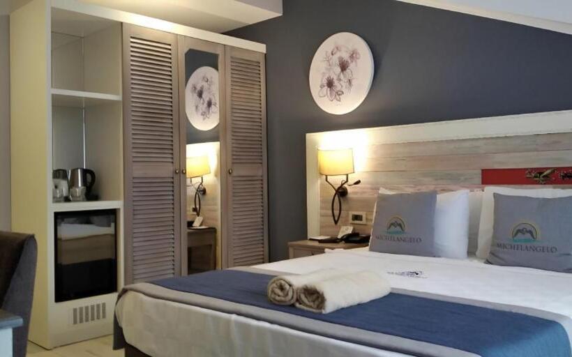 Номер Стандарт Трехместный, Michelangelo Boutique Hotel Dalyan