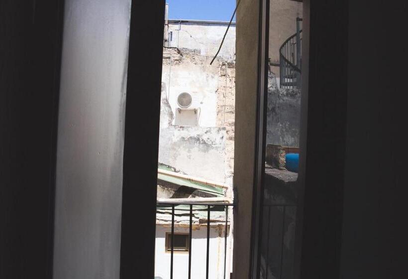 آپارتمان 1 خوابه, Mea House And 2019