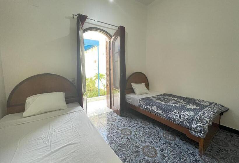 استودیو خانوادگی, Gîte Hôtel Ramla Louxor