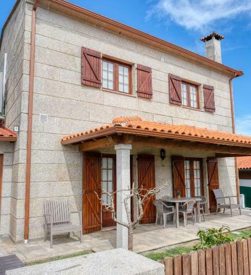 Дом 3 Спальни, Casa Da Touça