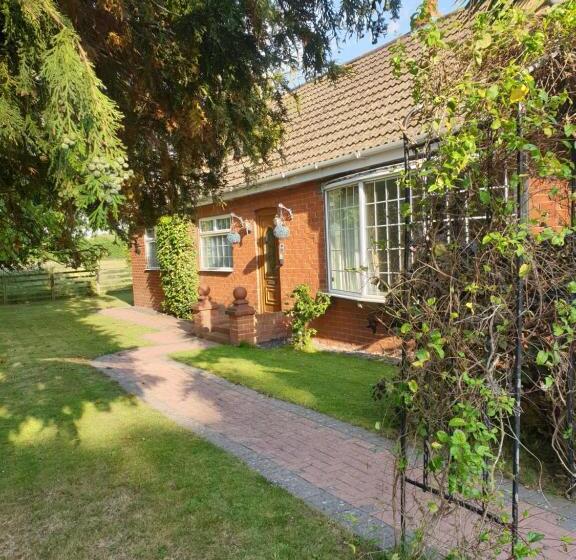 Номер Стандарт Вид на Сад, York Rose B&b