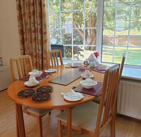 Номер Стандарт Вид на Сад, York Rose B&b