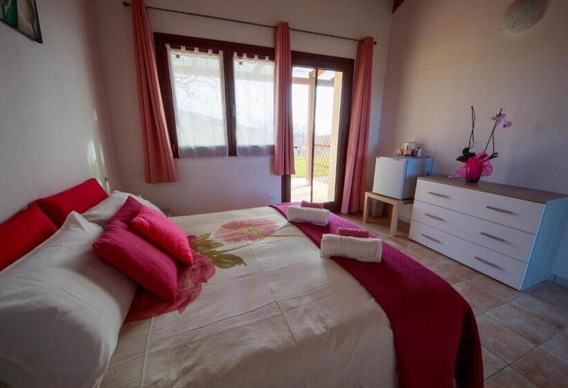 Номер Стандарт Вид на Сад, Agriturismo Poggio Monte Saturnia