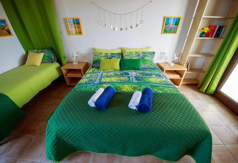 Номер Стандарт Вид на Сад, Agriturismo Poggio Monte Saturnia