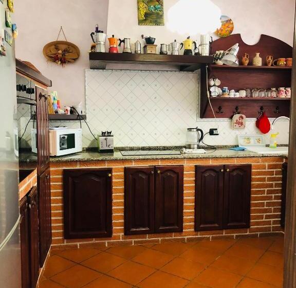 标准间, Villa Aurora