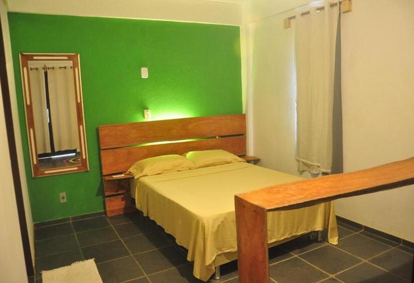 Люкс Superior, O Caramuru Hostel   Cumuruxatiba