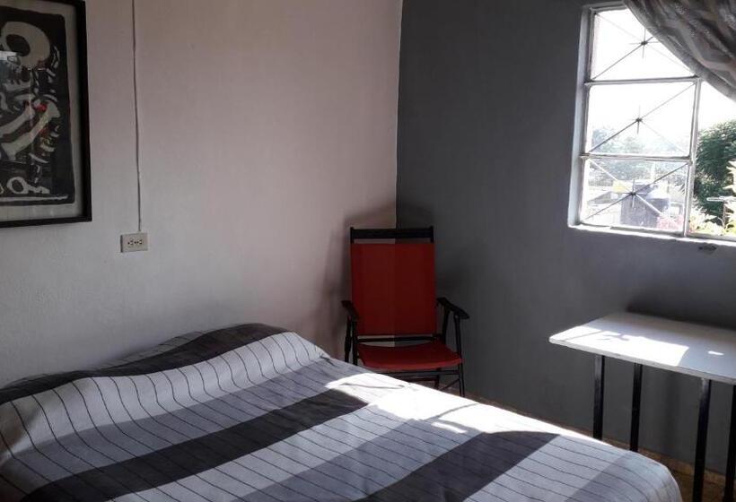 Quarto Estandar, El Laberinto Hospedaje En Casa