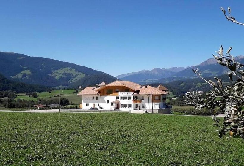 استودیوی استاندارد, Residence Stefansdorf