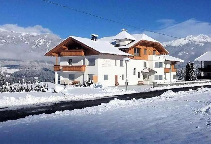 استودیوی استاندارد, Residence Stefansdorf