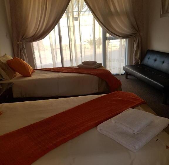 Номер Стандарт, Karoo View Guesthouse Cradock