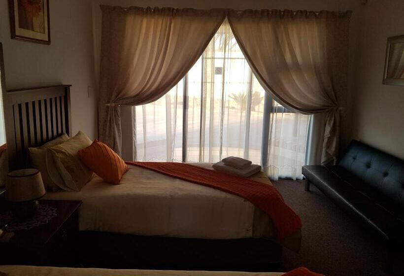 Номер Стандарт, Karoo View Guesthouse Cradock