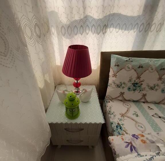 اتاق لوکس, Saydam Otel
