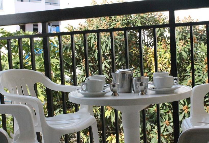 Quarto Estandar, A Maos Hotel Apartments