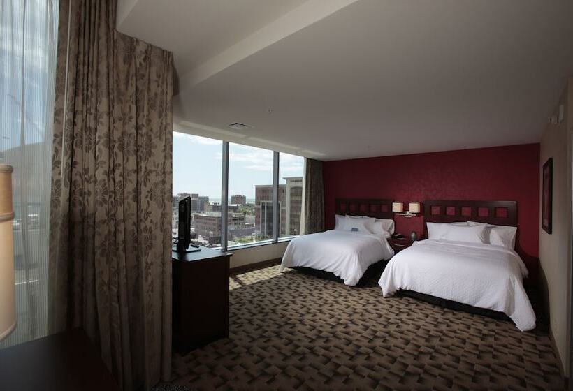 Президентский Люкс, Embassy Suites Buffalo