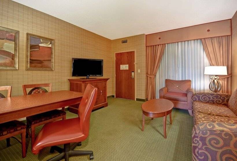 Люкс Премиум, Embassy Suites By Hilton At Hot Springs Convention Center