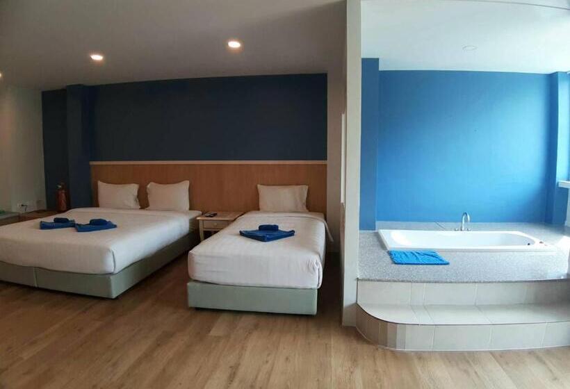 디럭스 패밀리 룸, Karon Living Room   Sha Plus