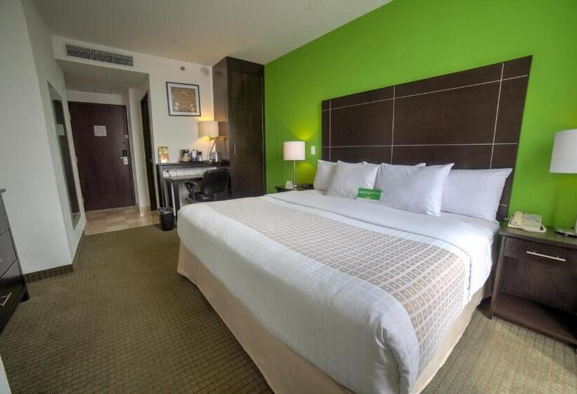 اتاق استاندارد با تخت بزرگ, La Quinta By Wyndham Puebla Palmas Angelopolis