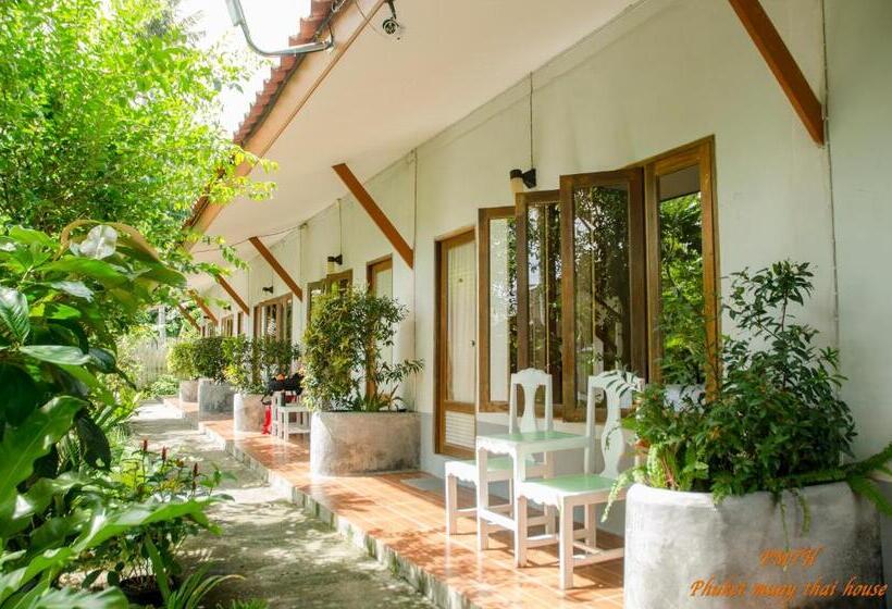 اتاق لوکس, Phuket Muay Thai House