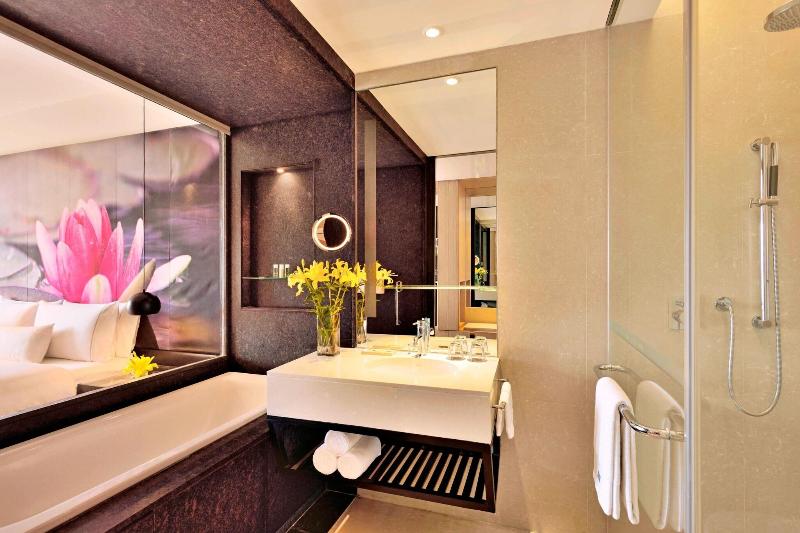 带大床的复式套间, The Westin Hyderabad Mindspace