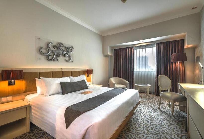 اتاق سوپریور با تخت بزرگ, Verwood Hotel And Serviced Residence