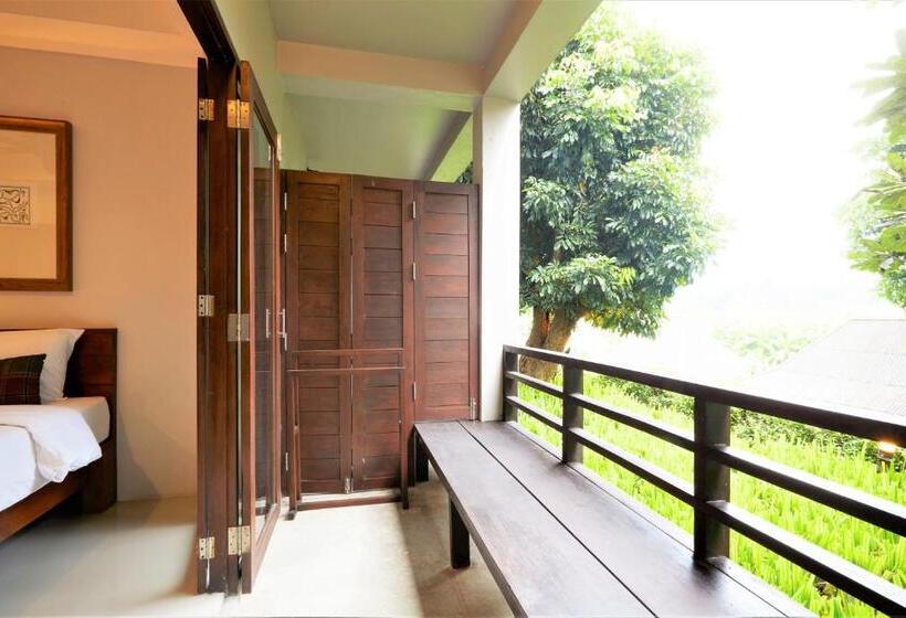 Номер Deluxe, Yoma Hotel, Pai
