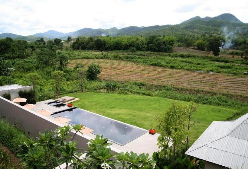 Номер Deluxe Вид на Горы, Yoma Hotel, Pai