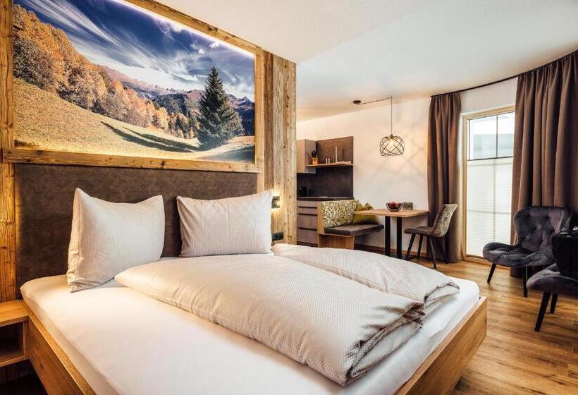 스탠다드 스튜디오, Alpenheimat Laurschhof