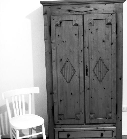 اتاق استاندارد, La Casetta Ferrara B&b