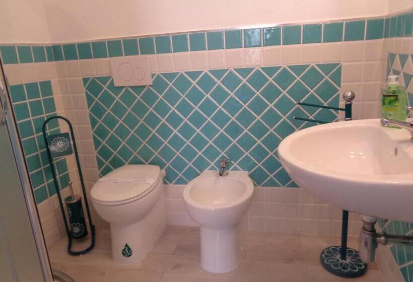 اتاق استاندارد, Sardinia Holiday B&b Spargi