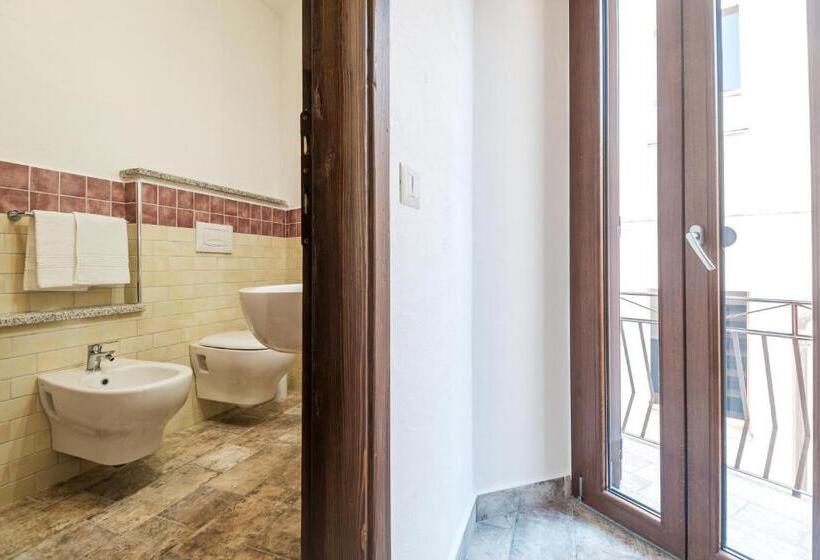 اتاق استاندارد, Karama