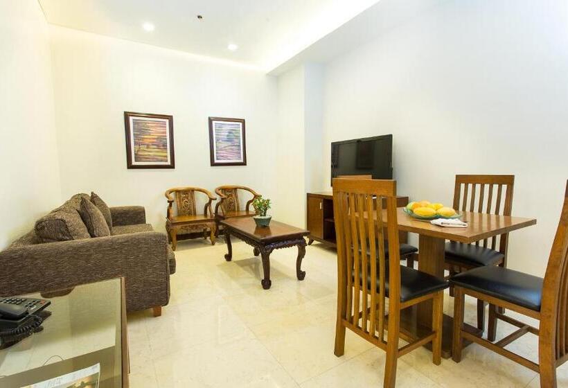 سوییت جونیور, Armada Hotel Manila