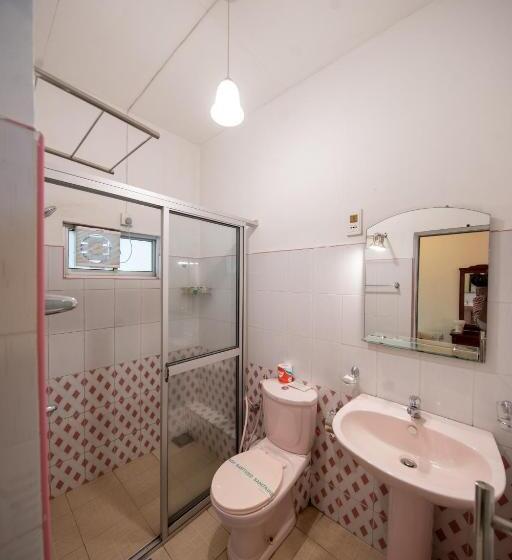 Quarto Economy, Olympus Plaza