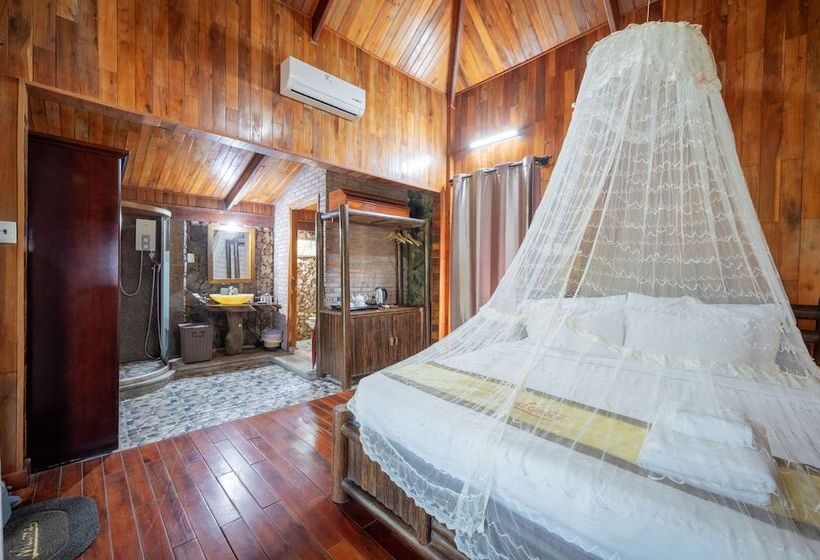 بانگلوی لوکس, Chez Carole Beach Resort & Spa
