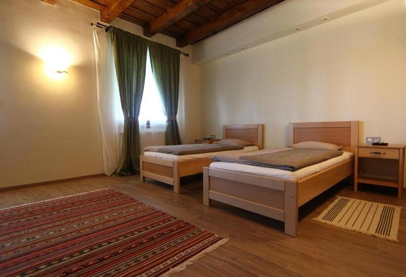 اتاق استاندارد با چشم‌انداز دریاچه, Bibic Nature Lodge