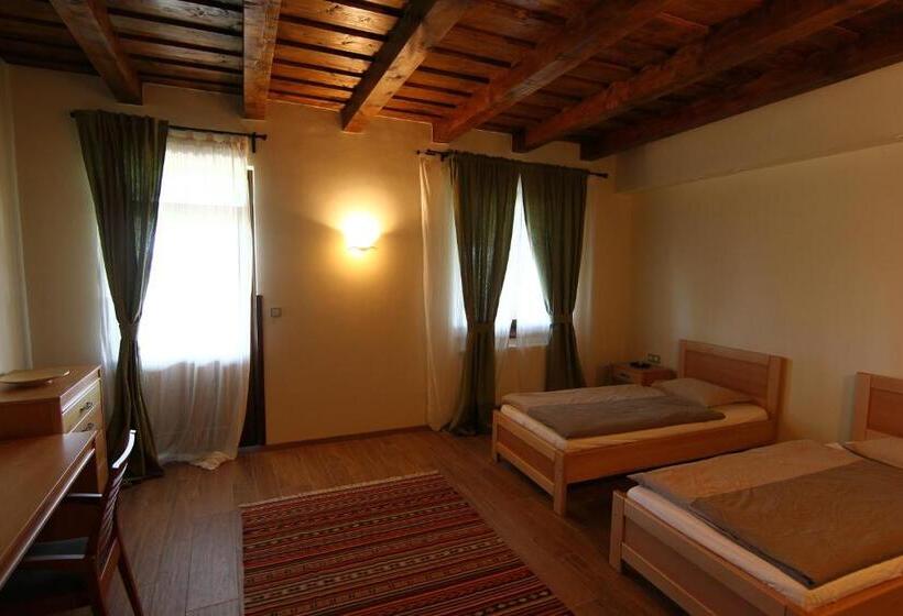 اتاق استاندارد با چشم‌انداز دریاچه, Bibic Nature Lodge