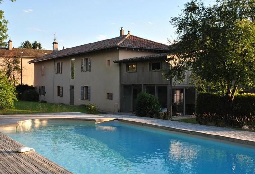 Четырехместный Номер Стандарт, La Grange De La Batone   Bed And Breakfast
