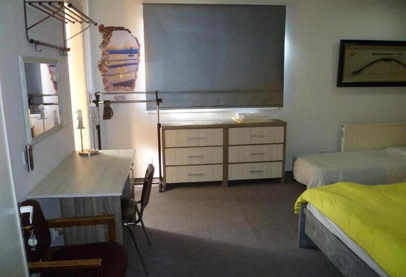 اتاق استاندارد, Datacom Guest House