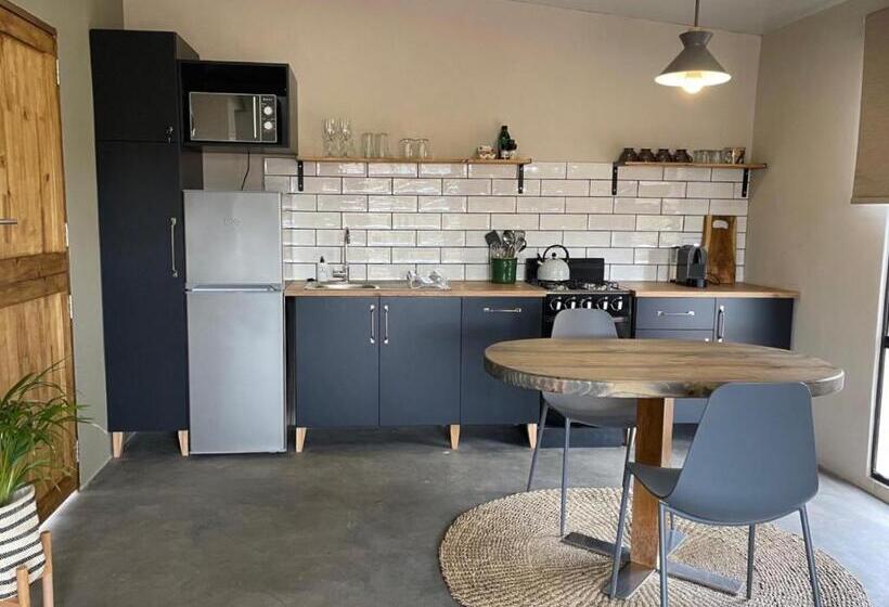 Апартаменты 1 Спальня, The Goodland Cottages