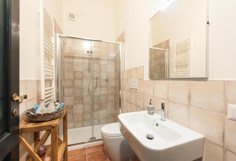 غرفة قياسية سرير كينج, B&b Le Rondini