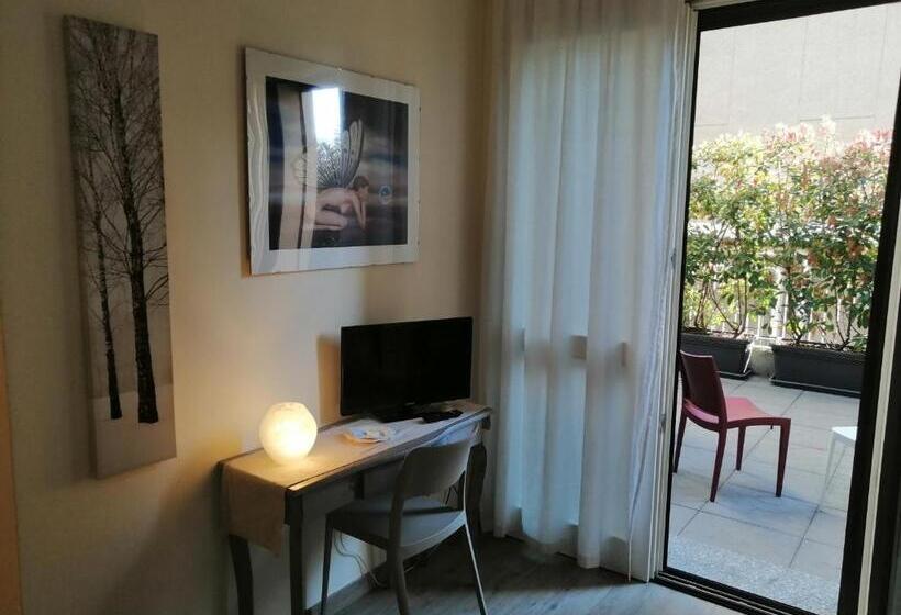 اتاق استاندارد, C.a.v. B&b Curiel20