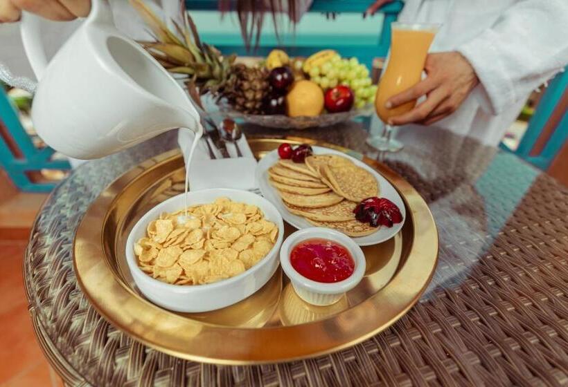اتاق استاندارد با تخت بزرگ, Cancun Sokhna Resort & Villas