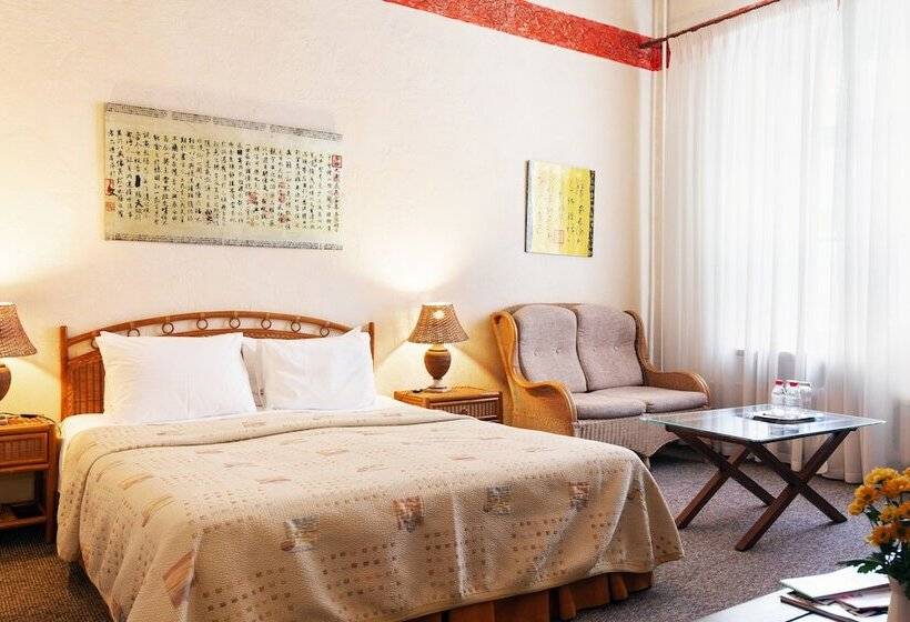 スタンダードルーム, Alexander House