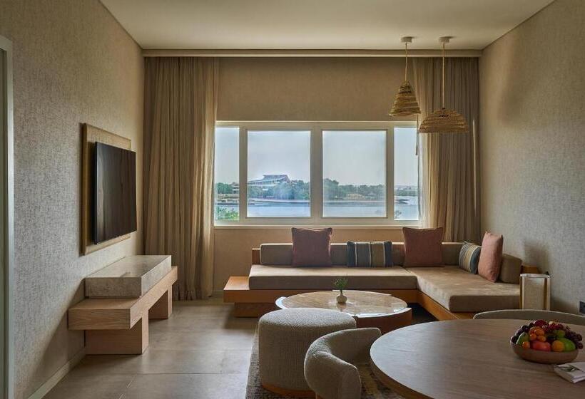 Президентский Люкс, Erth Abu Dhabi