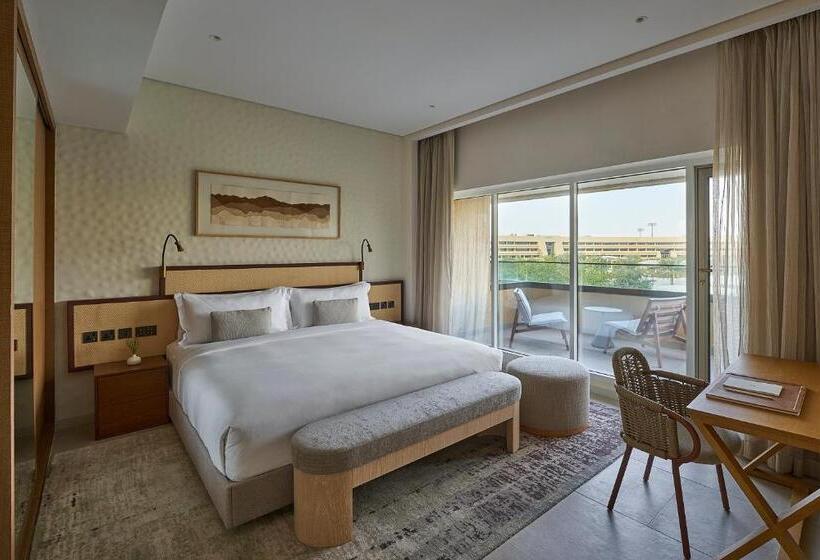 Люкс 2 Спальни, Erth Abu Dhabi