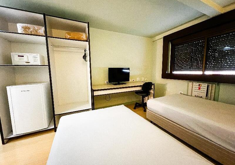 اتاق کلاسیک, Master Curitiba Hotel   1,6 Km Do Estádio Couto Pereira   Show