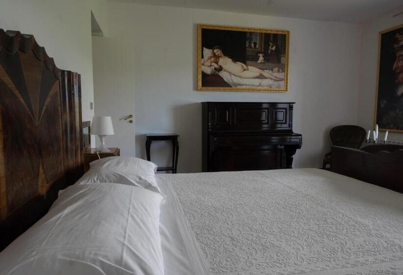 اتاق لوکس, La Casa Di Penelope & Cirene